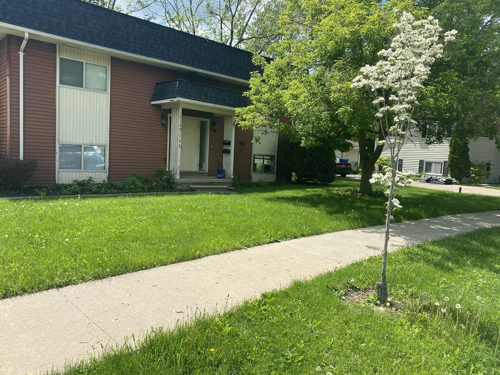 1708 Tudor Dr #1710, Ann Arbor, MI 48103