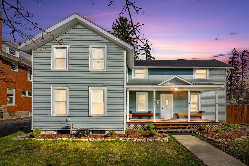 521 W Green St, Hastings, MI 49058 Trulia