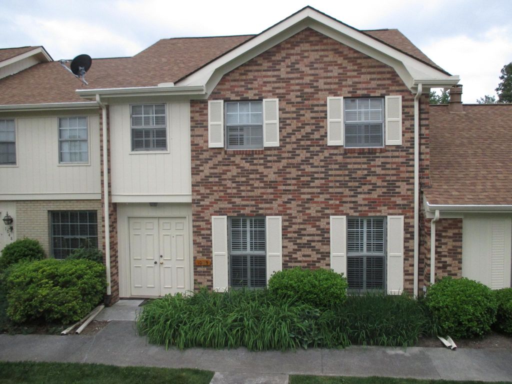 7914 Gleason Dr #1049, Knoxville, TN 37919