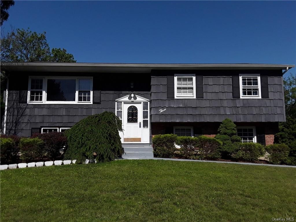 3 Templar Ct, New City, NY 10956