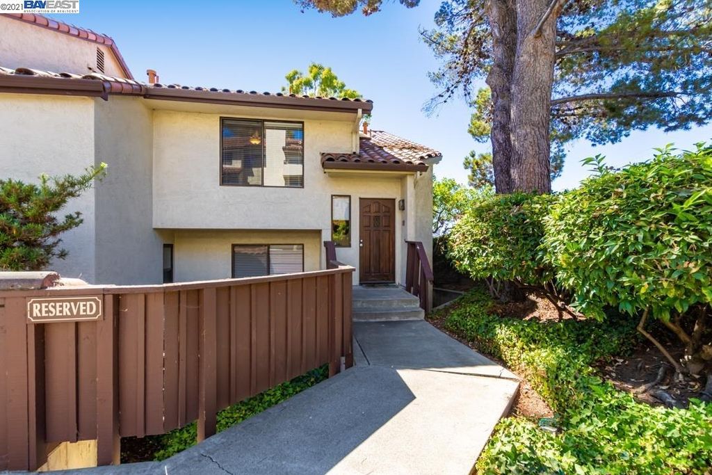 22081 Valencia Pl #1, Hayward, CA 94541