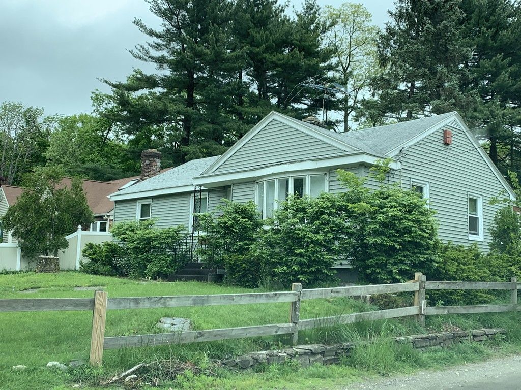 504 Mill St, Worcester, MA 3 Bed, 2 Bath SingleFamily Home 10