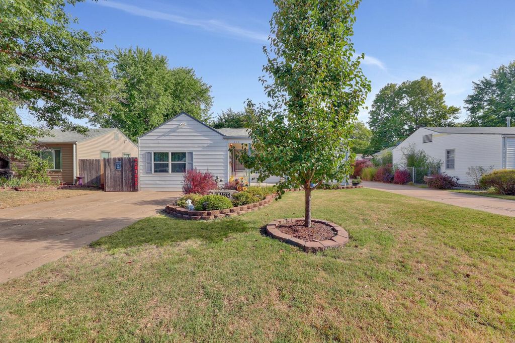 210 E Martha Ave, Mulvane, KS 67110 Trulia