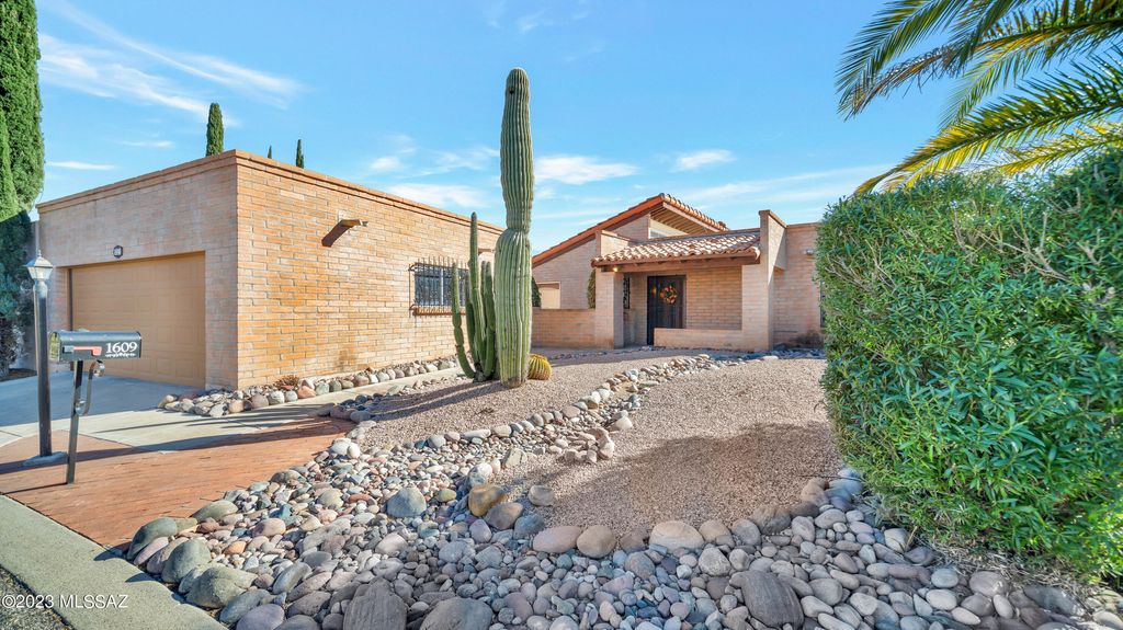 1609 W Calle Hacienda, Green Valley, AZ 85622 Trulia