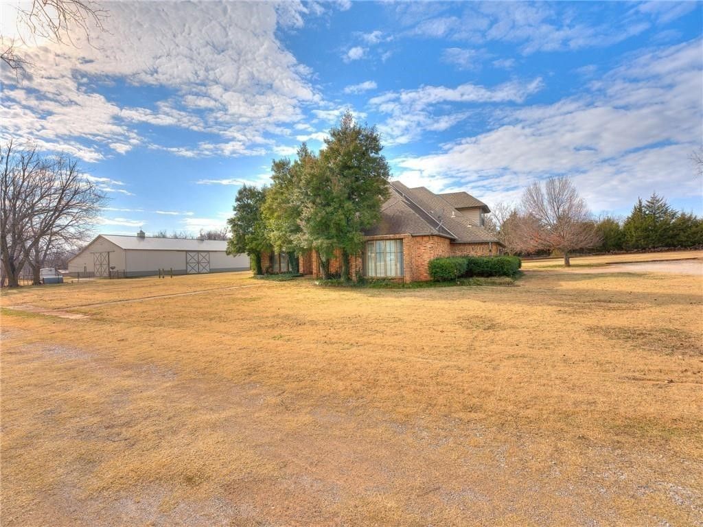 3595 E  State Highway 9, Norman, OK 73071