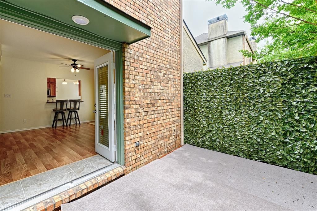 5701 Gaston Ave #16, Dallas, TX 75214