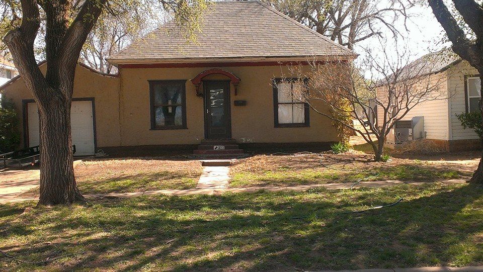 823 Locust St, Alva, OK 73717