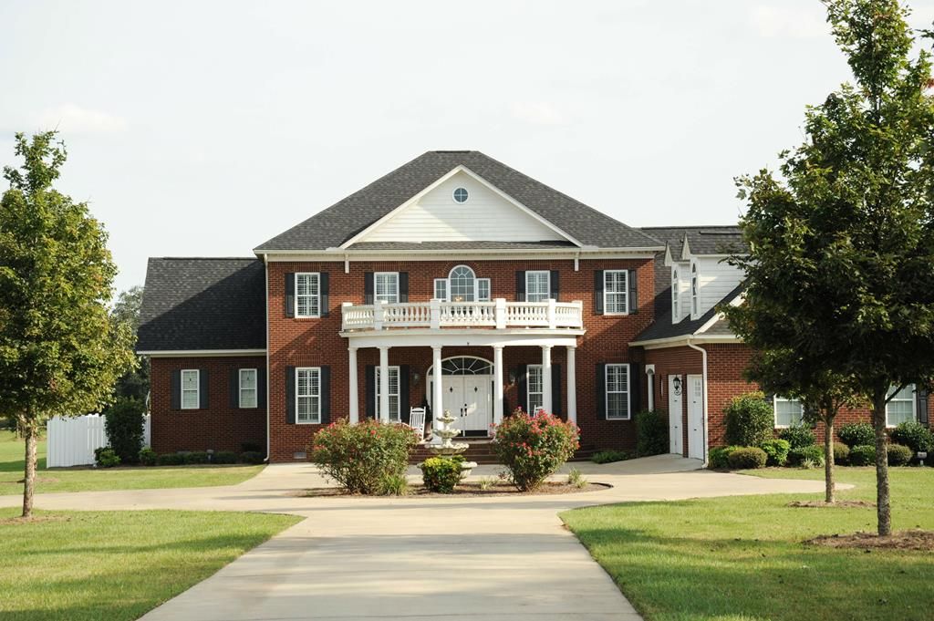 5665 Hwy 91, Donalsonville, GA 39845 4 Bed, 5 Bath SingleFamily Home