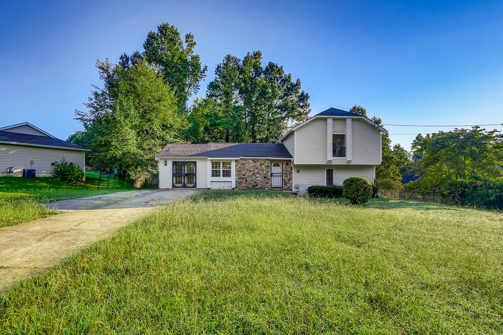 197 Chase Woods Cir, Jonesboro, GA 30236