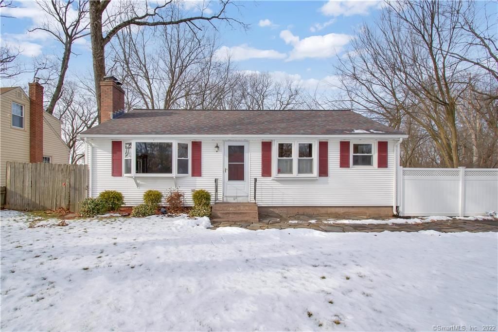 69 Hollis Rd, South Windsor, CT 06074