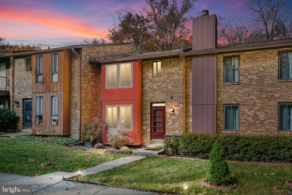 7803 Briardale Ter, Derwood, MD 20855