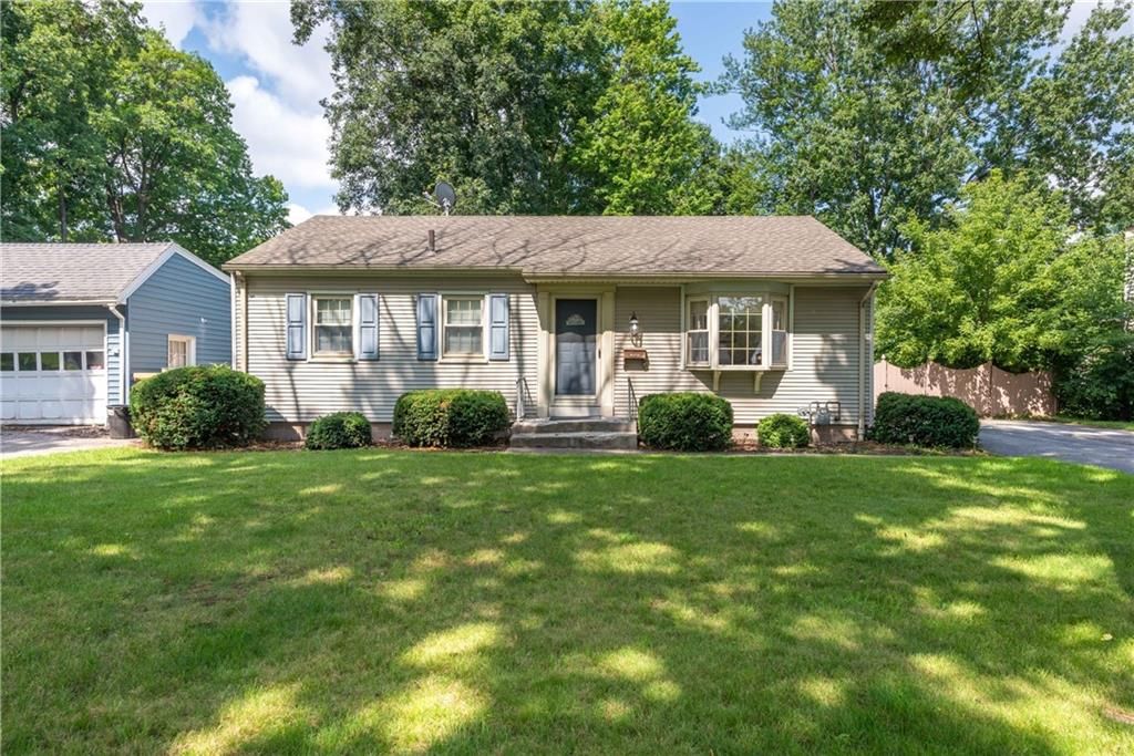 57 Sierra Dr, Rochester, NY 14616