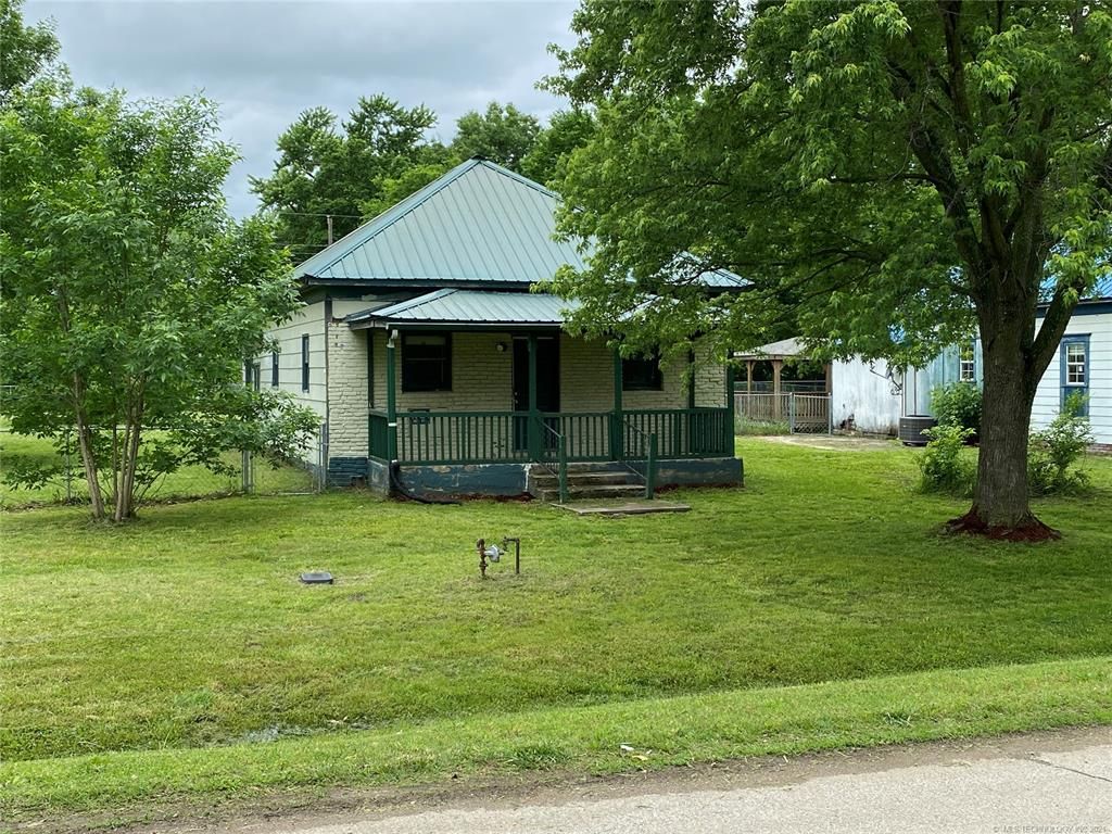 419 S Shawnee Ave, Lenapah, OK 74042