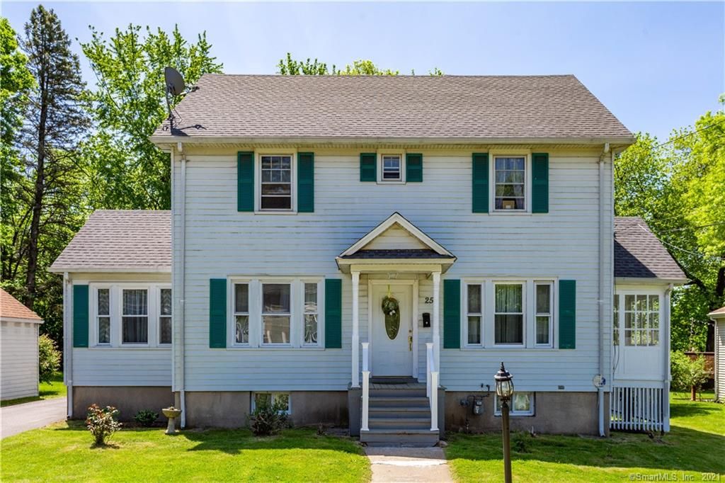 25 Beechwood Rd, West Hartford, CT 06107