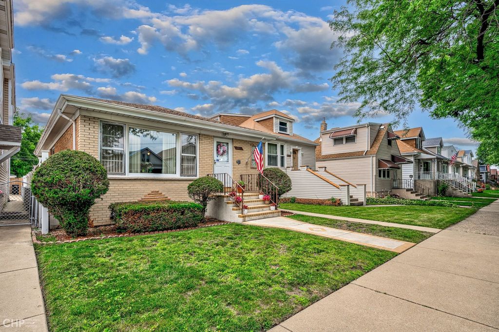 3812 N Octavia Ave, Chicago, IL 60634