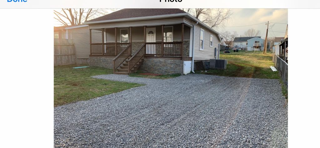 1103 Bell Ave E, Lenoir City, TN 37772