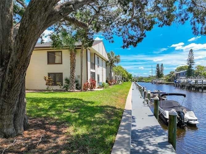 330 Moorings Cove Dr 2F, Tarpon Springs, FL 34689 MLS O6159038 Trulia