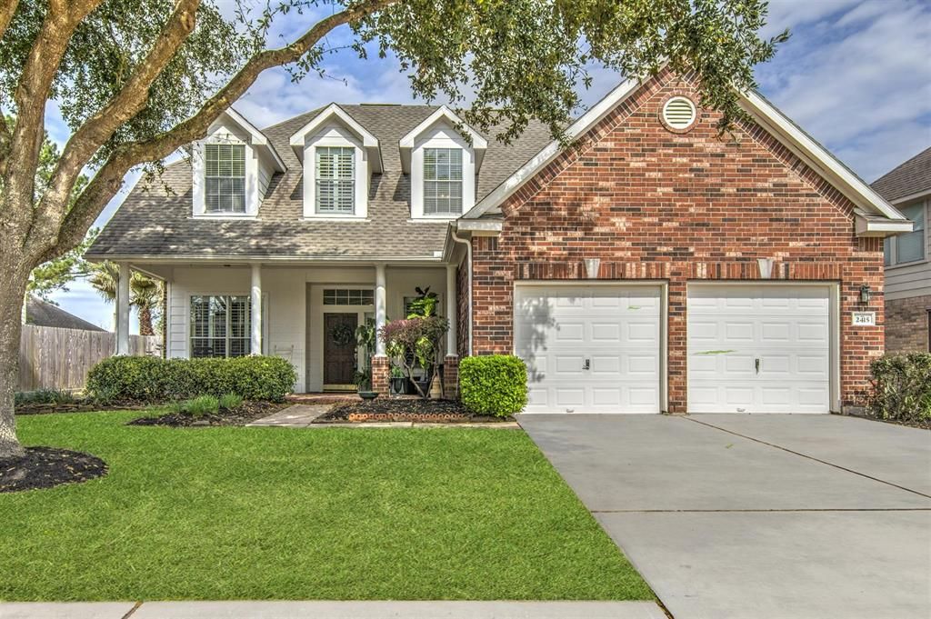 2415 Bay Hill Dr, Baytown, TX 77523