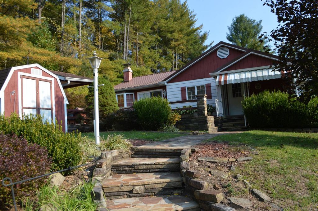 720 Mount Morris Rd, Mount Morris, PA 15349 Trulia