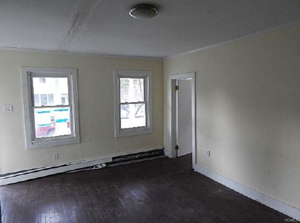 15 Park St, Ellenville, NY 3 Bed, 2 Bath MultiFamily Home 10