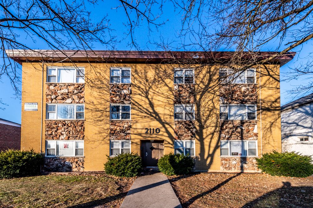 2110 S 5th Ave Maywood, IL Trulia