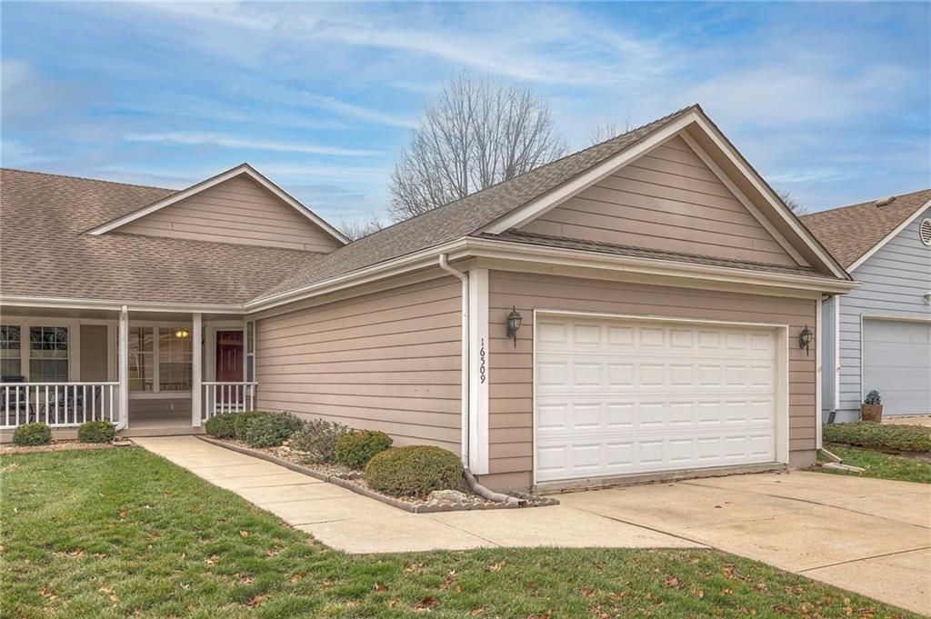 16509 E  Downey Ave, Independence, MO 64055
