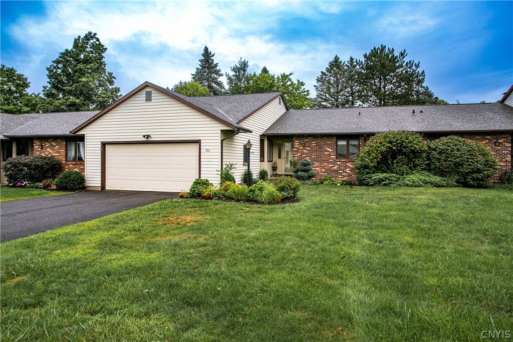 703 Kimry Moor, Fayetteville, NY 13066 Trulia