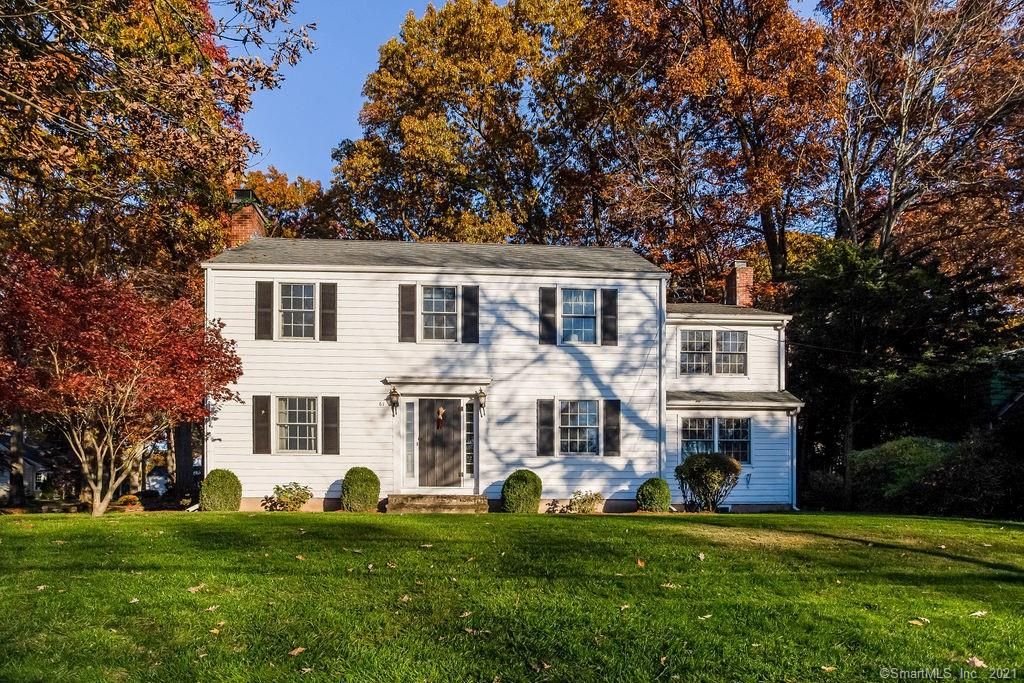 61 Bruce Rd, Manchester, CT 06040