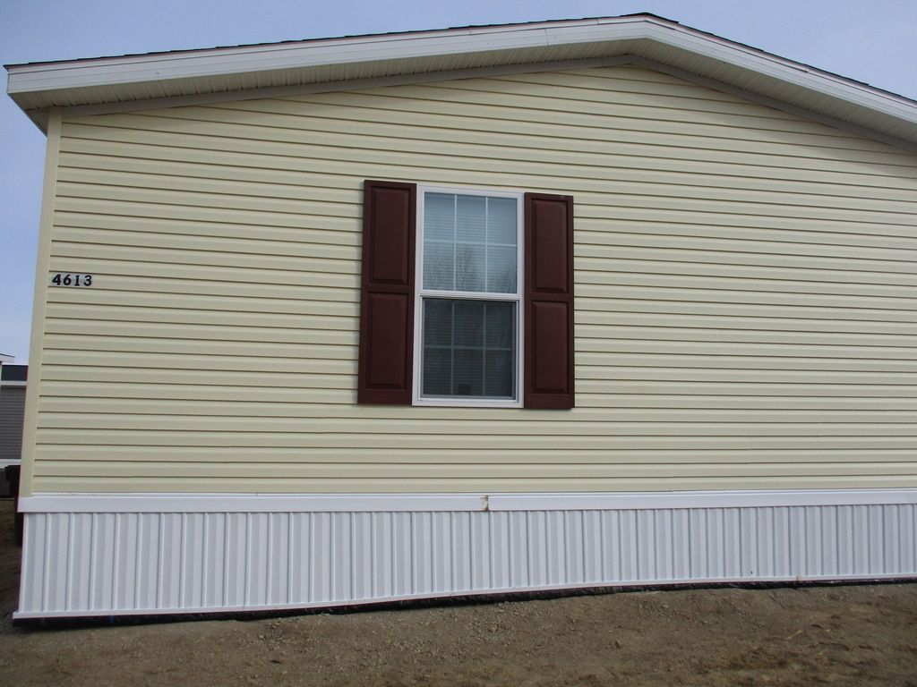 4020 County Farm Rd #310, Jackson, MI 49201