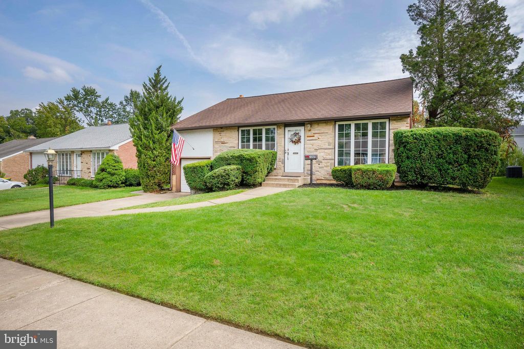 2207 Bradmoor Rd, Wilmington, DE 19803