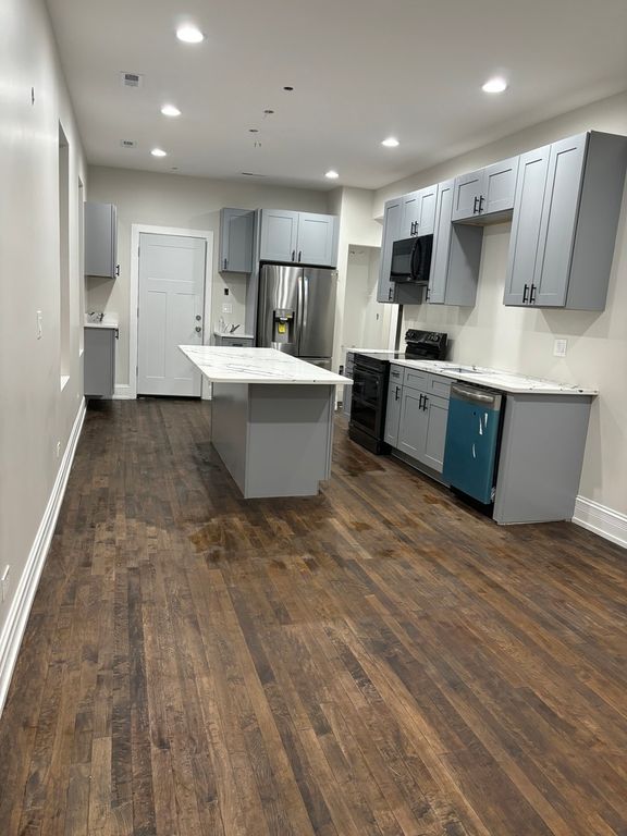 3659 W Diversey Ave 2R, Chicago, IL 60647 MLS 12193930 Trulia