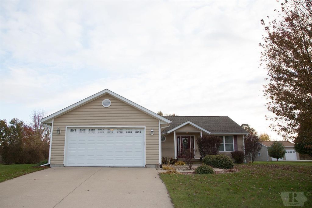 902 South Dr, Middletown, IA 52638 Trulia