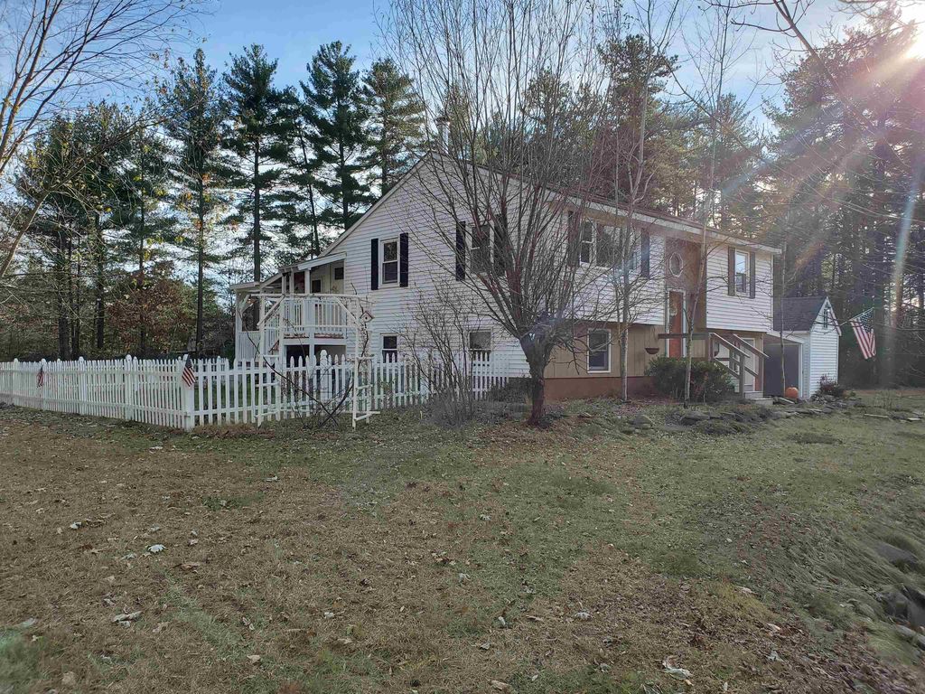 13 Martin Ln, Lebanon, ME 04027