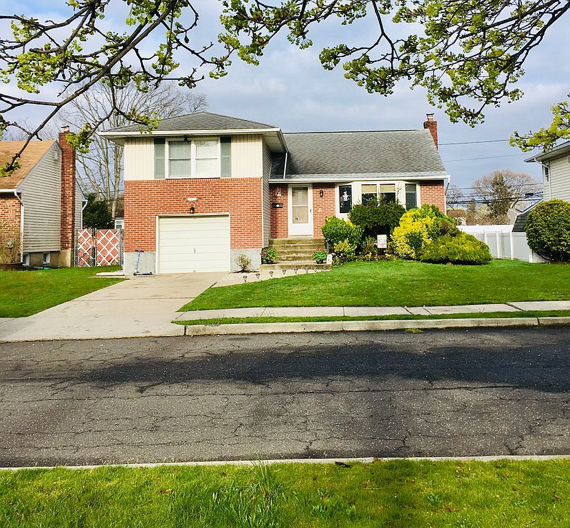 140 Newbridge Rd, East Meadow, NY 11554 Trulia