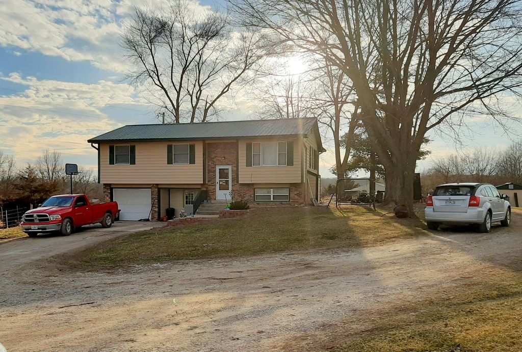 17520 N Route V, Sturgeon, MO 65284 Trulia