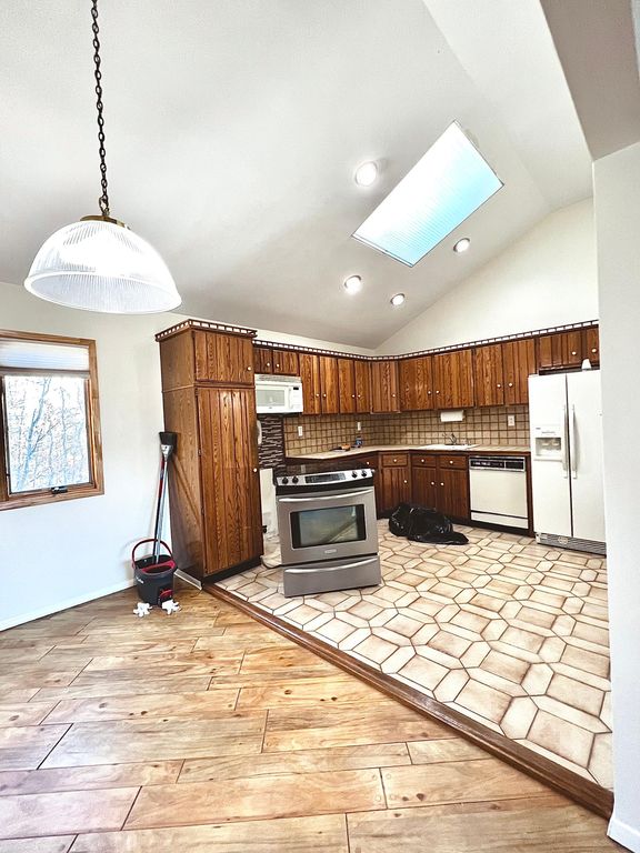 25 Knickerbocker Rd S 2, Plainview, NY 11803 Trulia