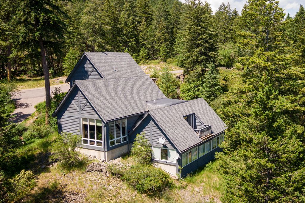 Photo 3 of 104 Deep Bay Dr
