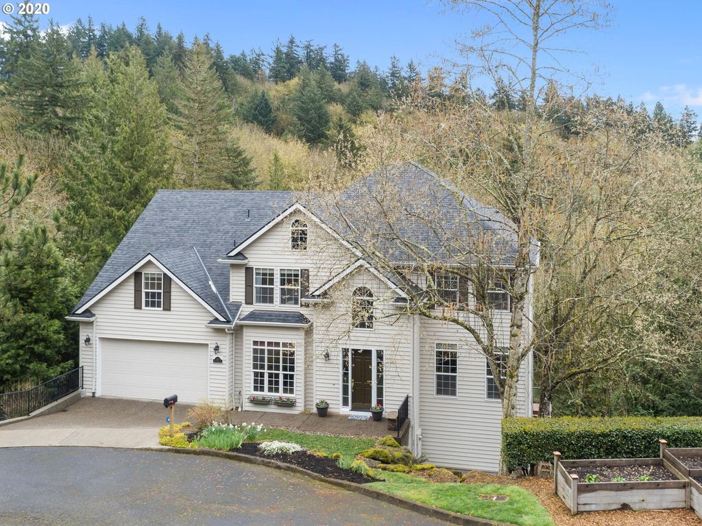 2620 SW 64th Pl, Portland, OR 97225