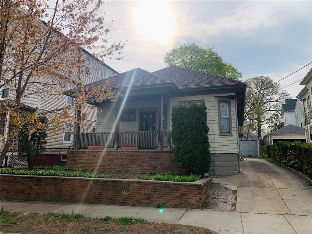 24 Huxley Ave, Providence, RI 02908 Trulia