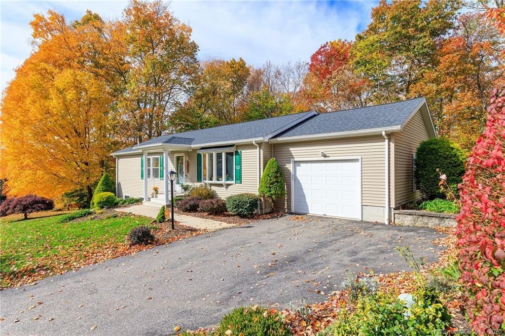 5 Hillcrest Dr, Uncasville, CT 06382 Trulia