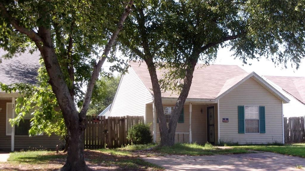 84 Hickory St, Marion, AR 72364