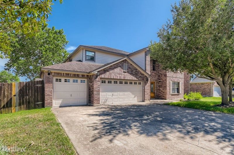 703 Yosemite Trl, Taylor, TX 76574