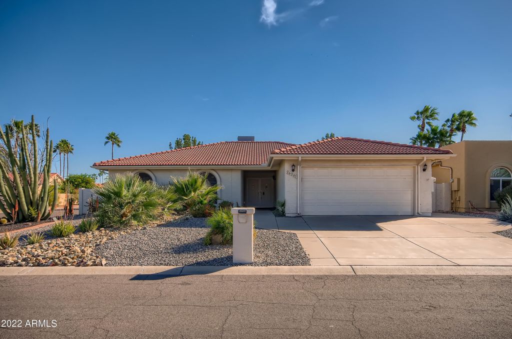 26201 S Eastlake Dr, Sun Lakes, AZ 85248