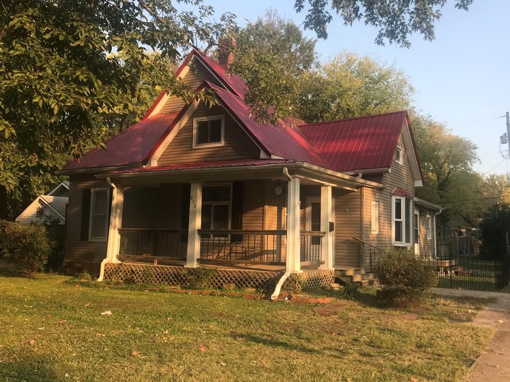 216 W 2nd St, Cherryvale, KS 67335 Trulia