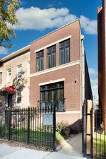 1636 W Warren Blvd, Chicago, IL 60612