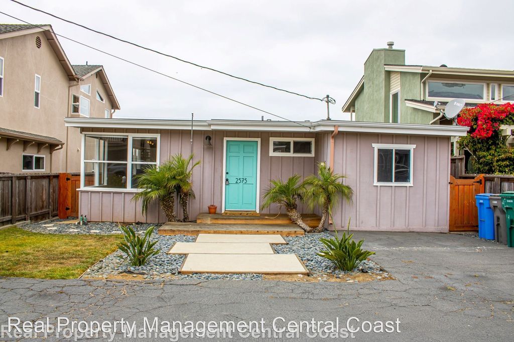 2575 Hemlock Ave, Morro Bay, CA 93442