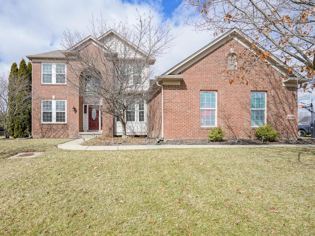 12584 Largo Dr, Fishers, IN 46037