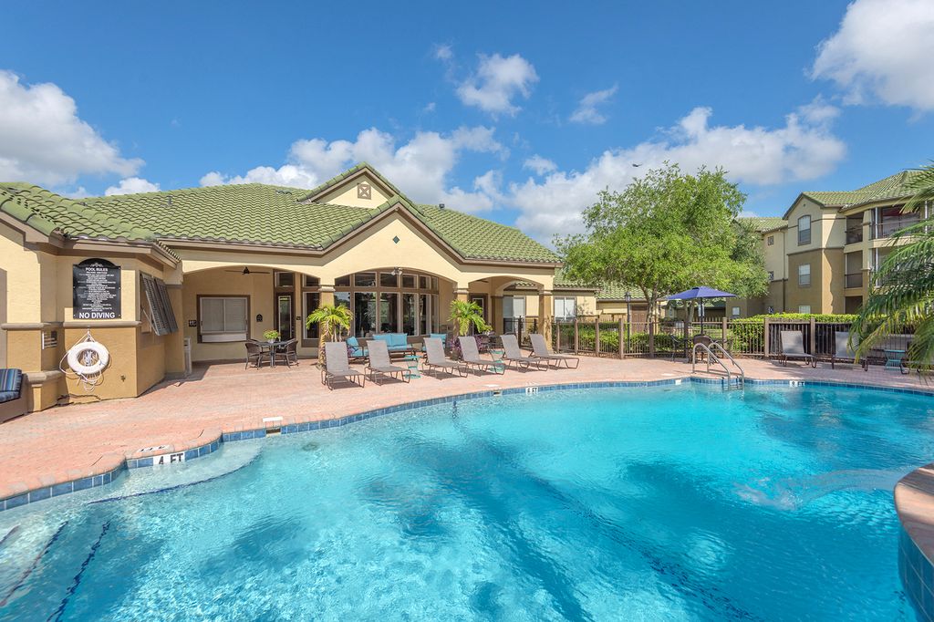 19411 Via Del Mar, Tampa, FL 33647