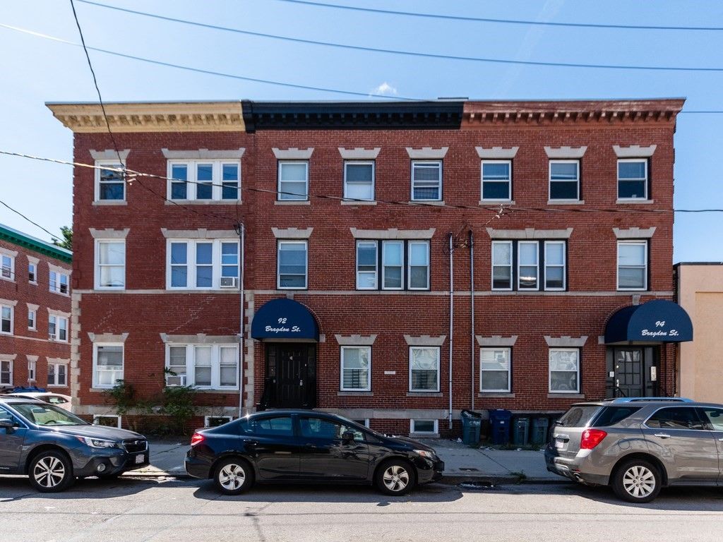 94 Bragdon St, Roxbury, MA 02119