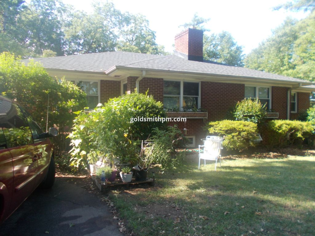 6B Crescent Ridge Dr, Greenville, SC 29615
